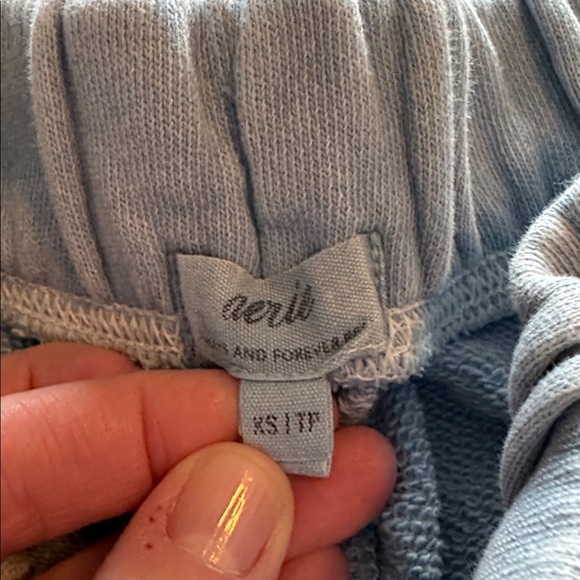 Aerie Cropped Top, Barrel Leg Sweat Set - Picture 6 of 8